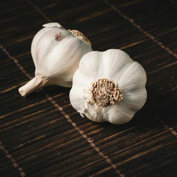 Garlic: The Flavorful Bulb with Countless Culinary and Health Benefits