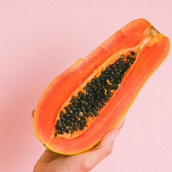 Unlocking the Nutritional Treasure Trove of Papaya: A Comprehensive Guide